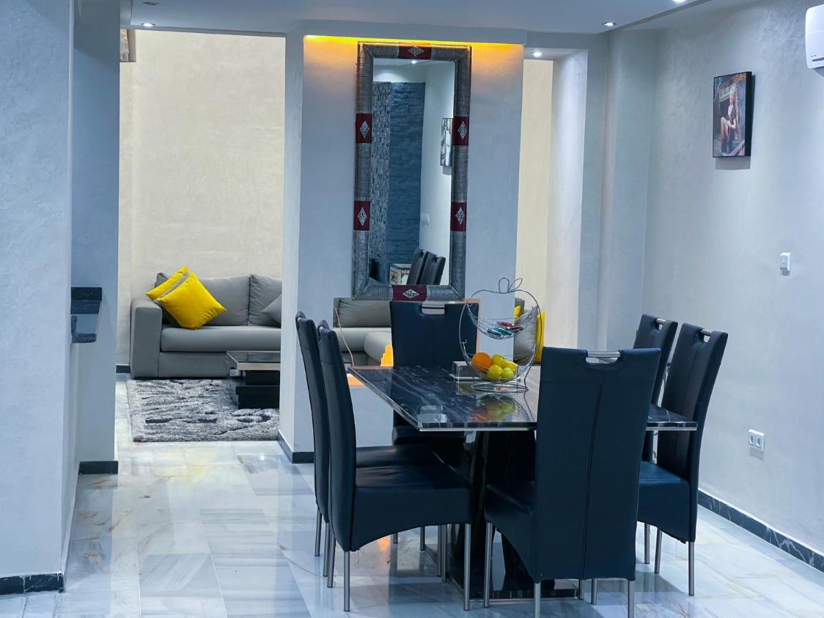 Appartement En Duplex Avec 3 Chambres Haut Standing Gueliz Marrakech Marrakesh Exteriör bild