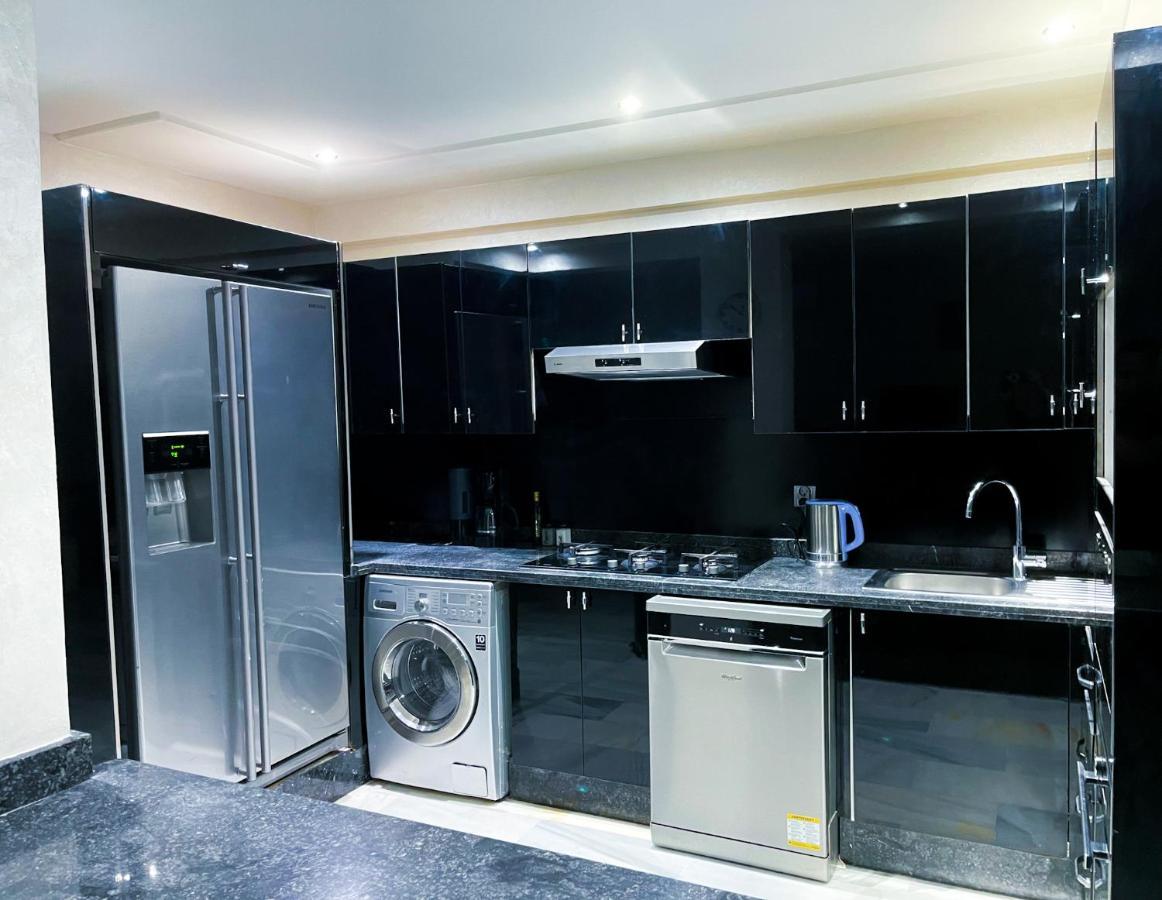 Appartement En Duplex Avec 3 Chambres Haut Standing Gueliz Marrakech Marrakesh Exteriör bild