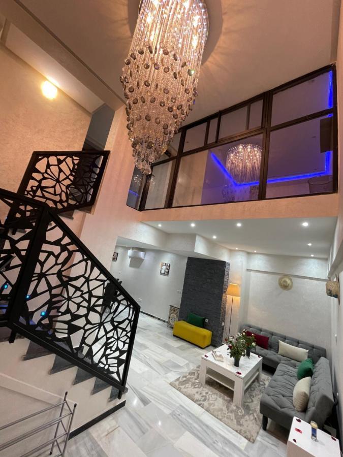 Appartement En Duplex Avec 3 Chambres Haut Standing Gueliz Marrakech Marrakesh Exteriör bild